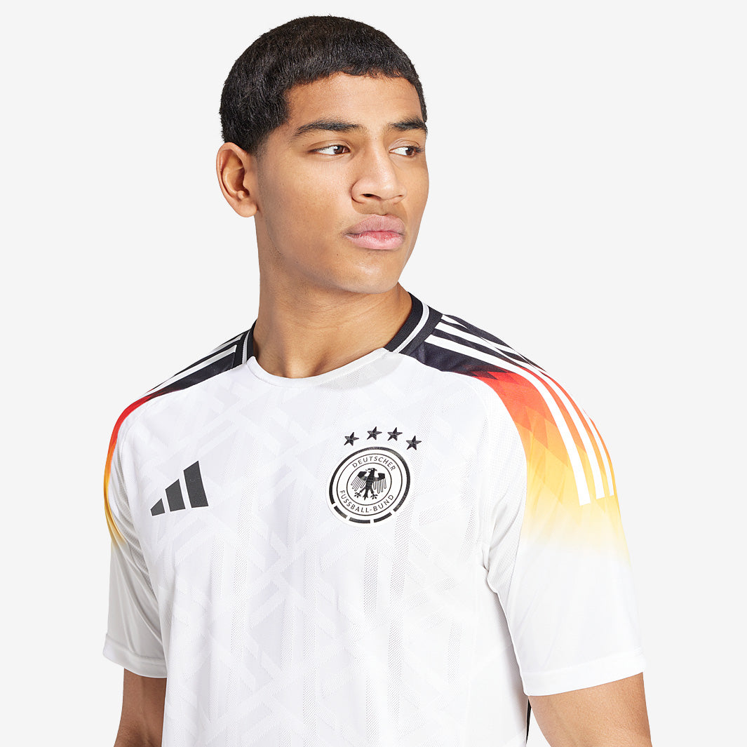 Home 24/25 Player Edition Shirt