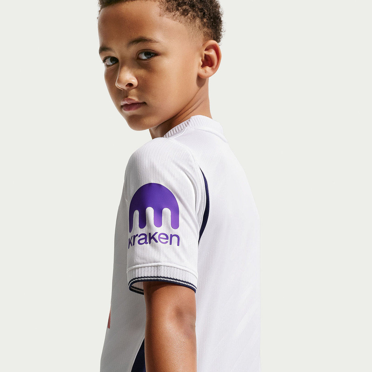 Home 26/27 Kids Shirt Kit