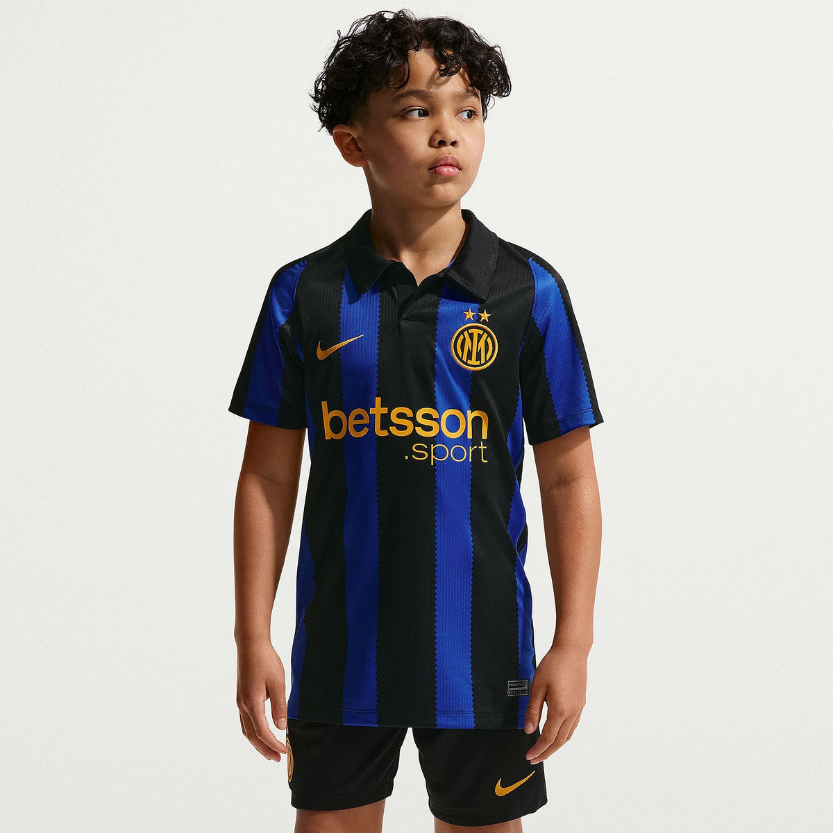 Home 26/27 Kids Shirt Kit