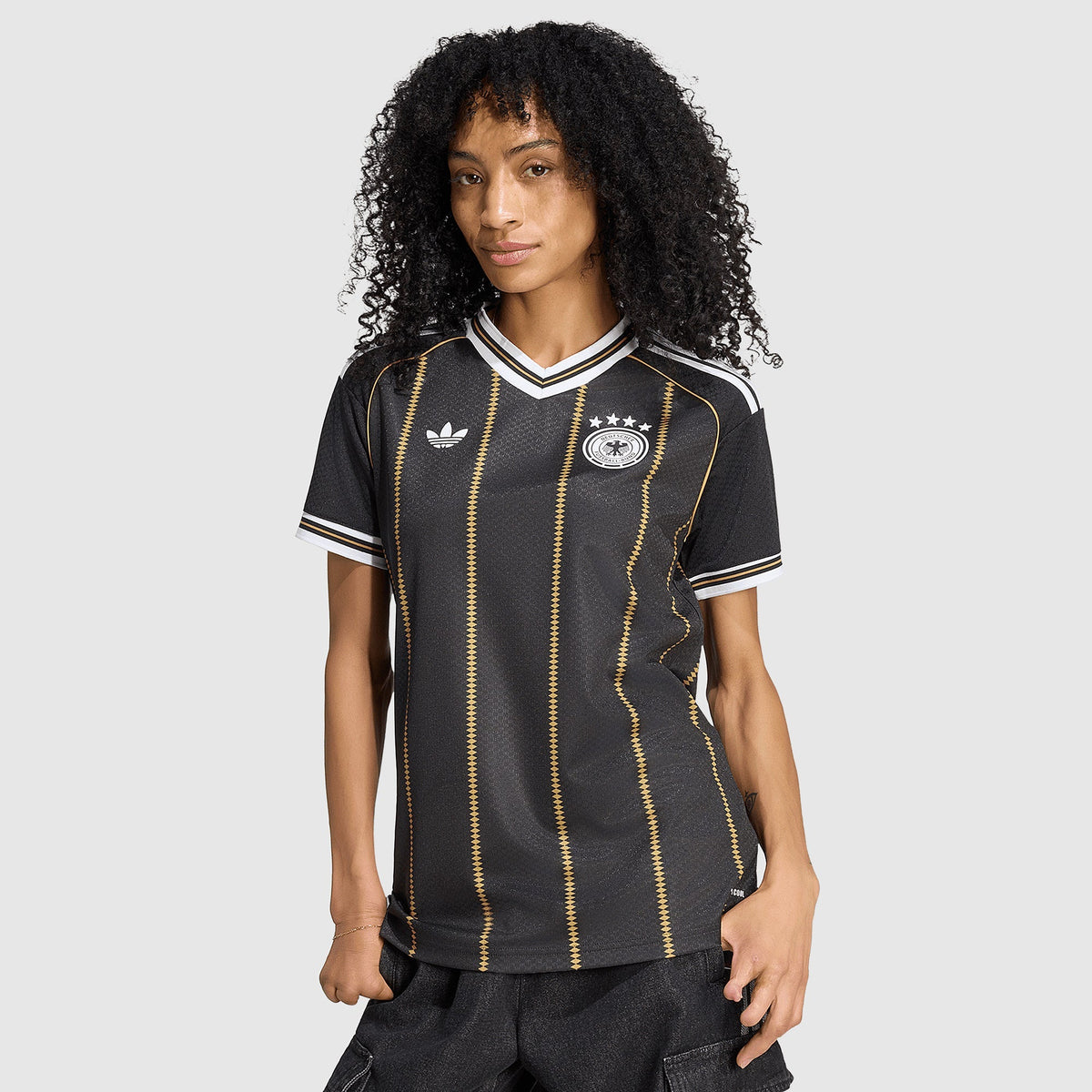 Third 26/27 Women's Shirt